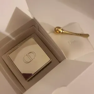 디올 프레스티지 아이크림