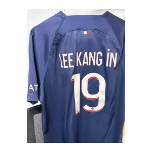 23-34 PSG 이강인 유니폼 M 사이즈 상태 최상
