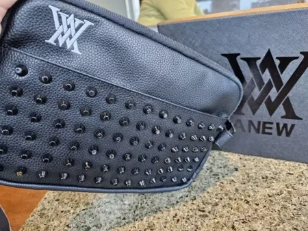 어뉴파우치 클러치백 카트백 블랙